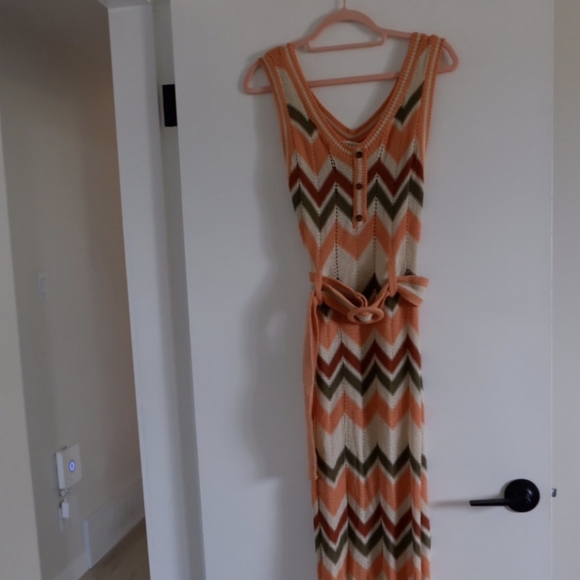 MOON RIVER Multi Crochet Belted Maxi Dress - Picture 2 of 8